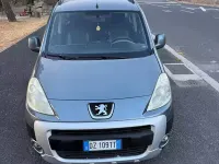 Usata Peugeot Partner Tepee Outdoor 90 CV (66 kW) 2009 Beige Monovolume