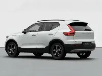 Nuova Volvo XC40 Core 163 CV (119 kW) 2026 Bianco ghiaccio SUV