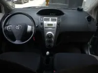 Usata Toyota Yaris Sol 69 CV (50 kW) 2006 Grigio Utilitaria