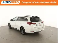 Usata Toyota Auris Hybrid Edition 99 CV (72 kW) 2017 Bianco Station wagon