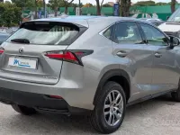 Usata Lexus NX300h 155 CV (114 kW) 2017 Blu SUV