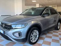 Usata VW T-Roc Life 116 CV (85 kW) 2023 SUV