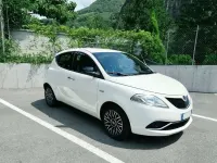 Usata Lancia Ypsilon Gold 69 CV (50 kW) 2017 Bianco Utilitaria