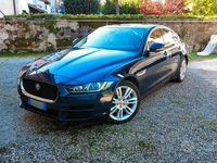 Usata Jaguar XE Prestige 180 CV (132 kW) 2017 Blu Berlina
