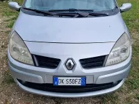 Usata Renault Scénic II 106 CV (77 kW) 2007 Grigio Monovolume
