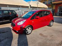 Begagnad Kia Venga 90 HK (66 kW) 2017 Röd Halvkombi