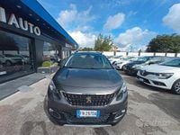 Usata Peugeot 2008 101 CV (74 kW) 2018 Grigio SUV