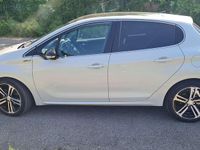 Usata Peugeot 208 GT-line 110 CV (80 kW) 2015 Utilitaria
