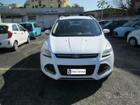 Usata Ford Kuga Titanium 150 CV (110 kW) 2013 Bianco pastello SUV