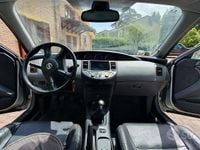 Usata Nissan Primera Tekna 116 CV (85 kW) 2004 Grigio Berlina