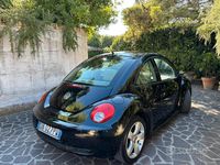 Usata VW New Beetle 105 CV (77 kW) 2006 Nero Utilitaria