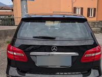 Usata Mercedes B200 136 CV (100 kW) 2012 Nero Utilitaria