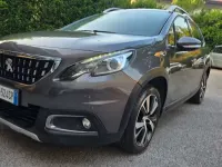 Usata Peugeot 2008 Allure 99 CV (72 kW) 2018 Grigio SUV