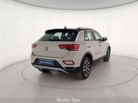 Usata VW T-Roc Style 110 CV (80 kW) 2023 Grigio SUV