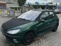 Usata Peugeot 206 75 CV (55 kW) 2002 Verde Berlina