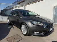 Usata Ford Focus Titanium 125 CV (91 kW) 2016 Grigio Berlina