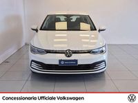 Usata VW Golf VIII Life 131 CV (96 kW) 2024 Bianco Utilitaria