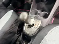 Usata Toyota Aygo 68 CV (50 kW) 2006 Grigio Utilitaria