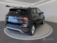 Usado VW T-Cross Advance 110 CV (80 kW) 2023 Negro SUV
