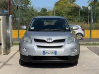 Usata Toyota Urban Cruiser Luxury 100 CV (73 kW) 2010 Grigio Utilitaria