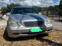 Usata Mercedes C220 Classic 143 CV (105 kW) 2003 Station wagon