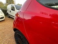 Usata Lancia Ypsilon Silver 70 CV (51 kW) 2021 Rosso Utilitaria