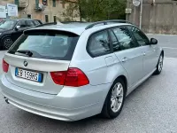 Usata BMW 318 M Sport 143 CV (105 kW) 2011 Grigio Station wagon