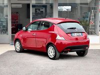 Usata Lancia Ypsilon 95 CV (69 kW) 2013 Rosso Utilitaria