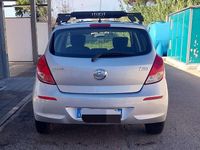 Usata Hyundai i20 Edition 84 CV (61 kW) 2012 Argento Berlina