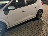 Usata Dacia Sandero 101 CV (74 kW) 2024 Bianco Utilitaria
