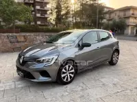 Usata Renault Clio Techno 101 CV (74 kW) 2023 Grigio Utilitaria