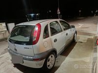 Usata Opel Corsa 75 CV (55 kW) 2002 Grigio Utilitaria