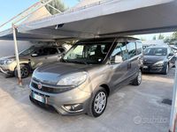 Usata Fiat Doblò 120 CV (88 kW) 2017 Grigio Monovolume