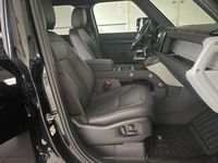 Usata Land Rover Defender SE 249 CV (183 kW) 2022 Santorini black SUV