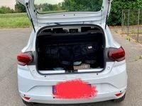 Usata Dacia Sandero 101 CV (74 kW) 2024 Bianco Utilitaria