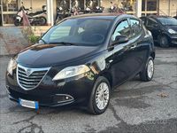 Usata Lancia Ypsilon 80 CV (58 kW) 2014 Nero Utilitaria