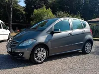 Usata Mercedes A160 Elegance 95 CV (69 kW) 2011 Grigio Utilitaria