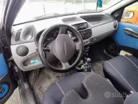 Begagnad Fiat Punto 60 HK (44 kW) 2002 Svart Halvkombi