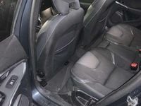 Usata Volvo V40 Momentum 120 CV (88 kW) 2017 Berlina