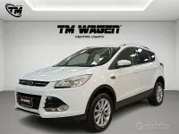 Usado Ford Kuga S 150 CV (110 kW) 2017 Blanco SUV