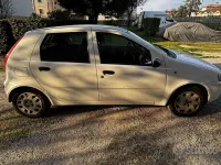 Usado Fiat Punto 60 CV (44 kW) 2001 Blanco Utilitario