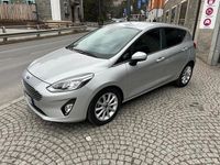 Usata Ford Fiesta Titanium 85 CV (62 kW) 2018 Grigio Utilitaria