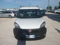 Usata Fiat Doblò 105 CV (77 kW) 2021 Bianco Monovolume