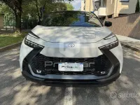 Usata Toyota C-HR Lounge 152 CV (111 kW) 2024 Bianco SUV