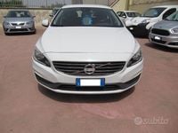 Usata Volvo V60 Kinetic 181 CV (133 kW) 2014 Bianco Station wagon