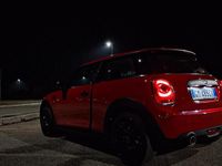 Usata Mini ONE 75 CV (55 kW) 2019 Rosso Utilitaria