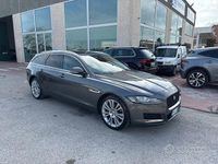 Usata Jaguar XF Sportbrake Prestige 241 CV (177 kW) 2017 Grigio Station wagon