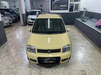 Usata Fiat Panda Climbing 60 CV (44 kW) 2009 Giallo Utilitaria