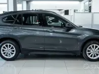 Usado BMW X1 Sport Line 150 HP (110 kW) 2019 Cinzento SUV