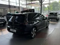 Nuova VW Golf VIII GTE 272 CV (200 kW) 2026 Grenadill black metallizzato Berlina